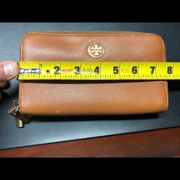 Tory Burch Double Zip Wallet Robinson Tan - Picture 9 of 9